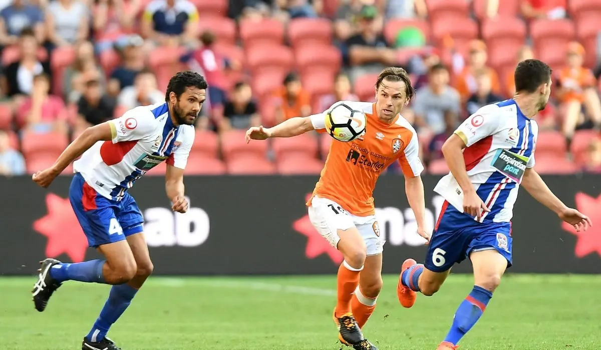 dien-bien-chinh-cau-lac-bo-bong-da-brisbane-roar-gap-newcastle-jets-0